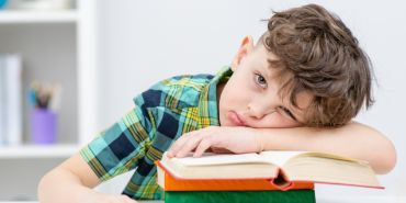 Comment aider mon enfant fatigué à tenir le cap jusqu'aux vacances ?